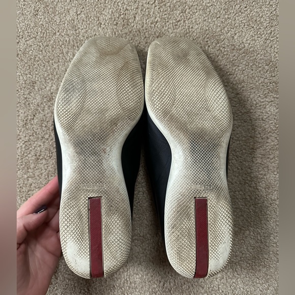 Vintage PRADA Leather Loafers Black/White Size 39 - Picture 6 of 7